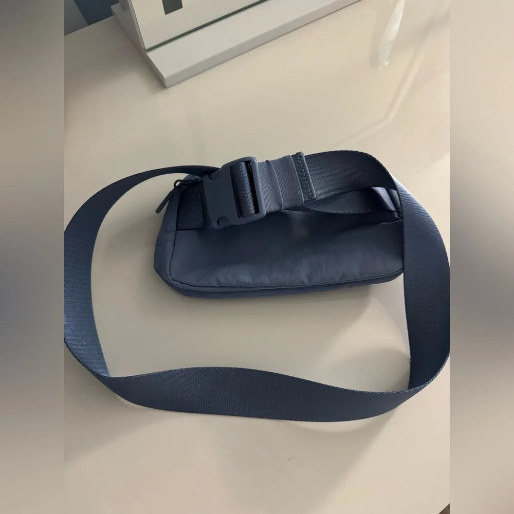 Lululemon Fanny Pack - Picture 2 of 4